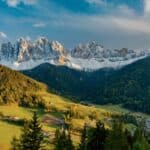 Alpenpanoramen und Heimatgefühle: Herbert Fasching vergleicht Bergwelten mit Gersthofen